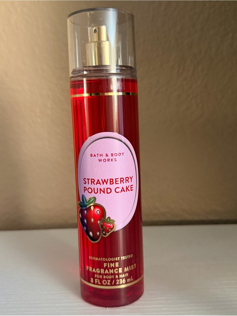 ☘️4/$26 Bath & Body Works strawberry pound cake fragrance mist full size NWT